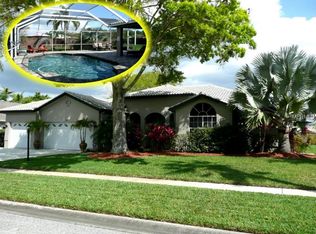 2085 Swan Ln, Palm Harbor, FL 34683