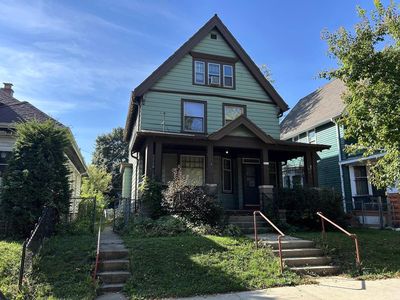 3911 West Roberts STREET, Milwaukee, WI, 53208
