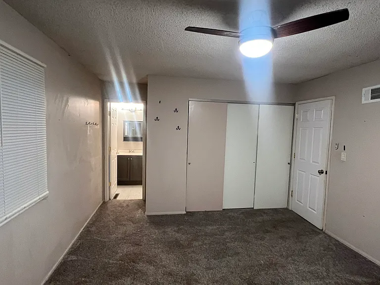 131 Springbrook Dr — Photo 21