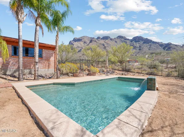 9151 N Riviera Dr, Tucson, AZ 85704