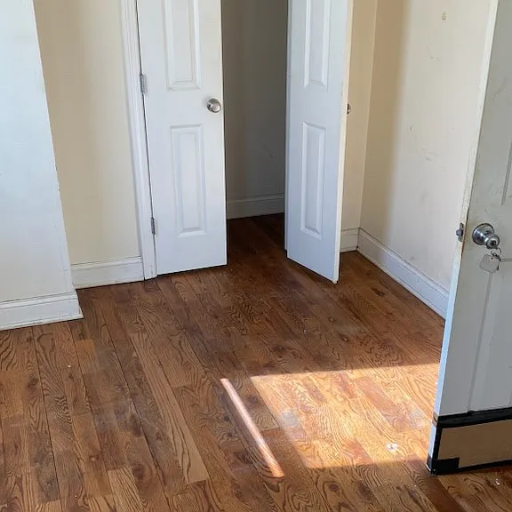 266 Myrtle Ave — Photo 2