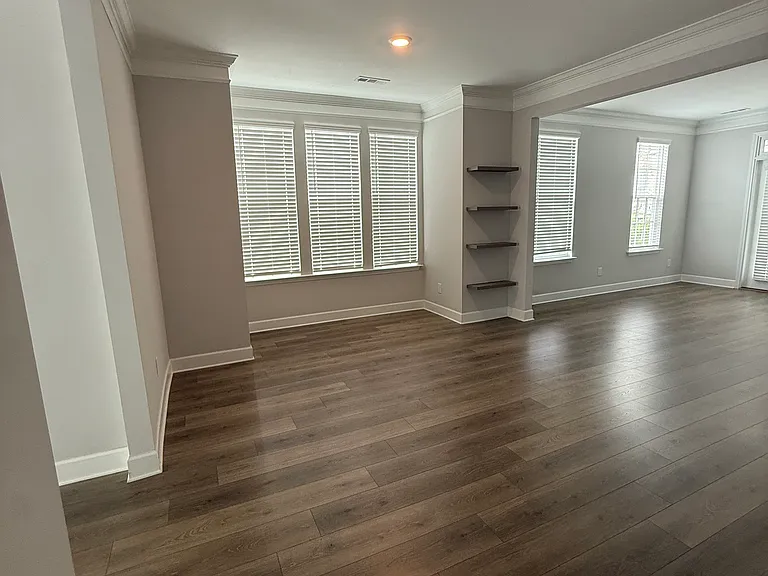 607 Heck Ln — Photo 13