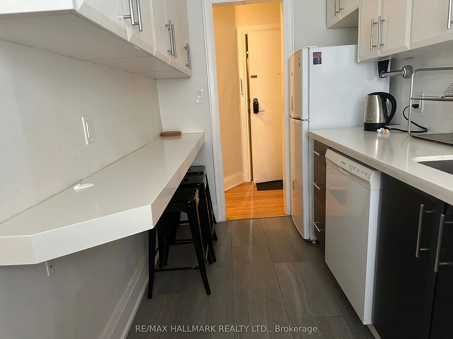 Studio, $1,695 — Photo 3