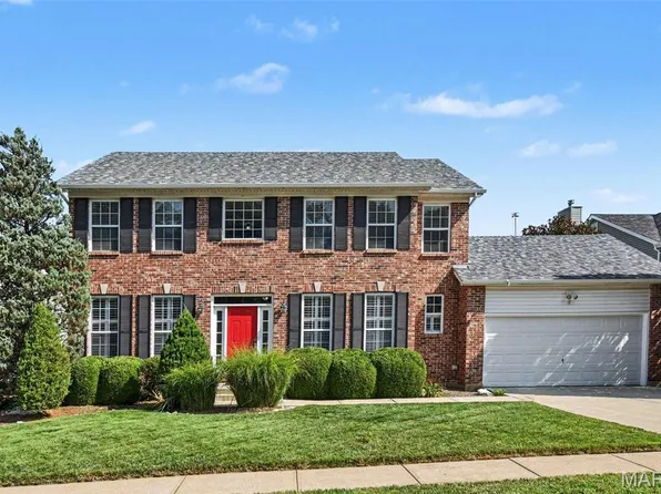 7445 Stream Valley Ct, Saint Louis, MO 63129