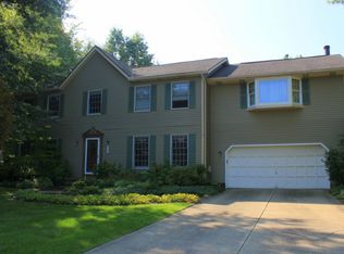 9530 Remington Dr, Mentor, OH