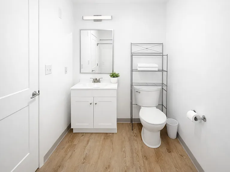 The Outlook Apartments — Photo 43