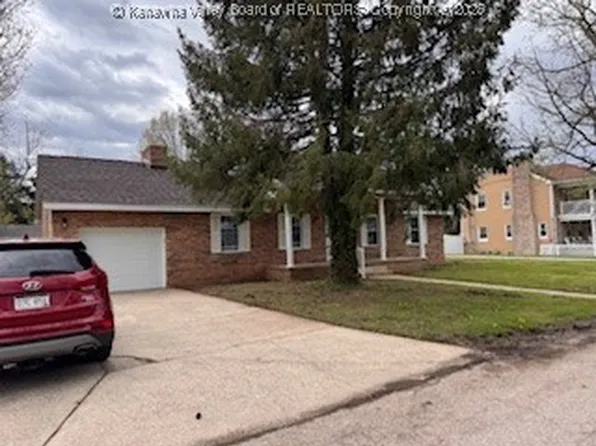 100 Chestnut Ave, Dunbar, WV 25064