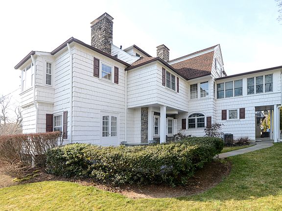View from Side/Rear Yard