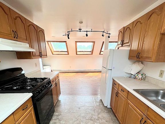 4th image of 45 Homestead Ave #14