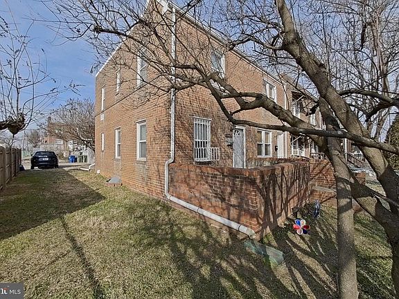 2nd image of 3750 Saint Margaret St