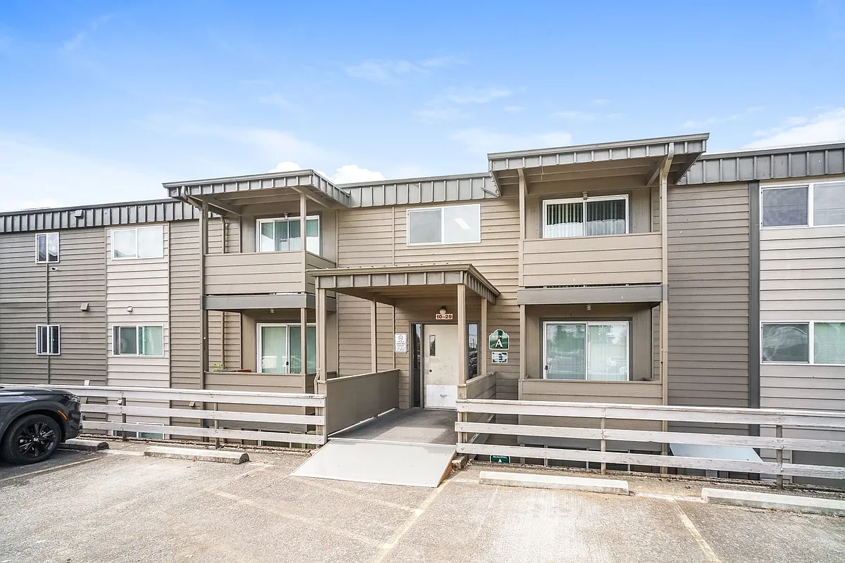 Building Photo - Riviera Apartments
