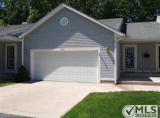 2944 Ridgeview St, Muskegon, MI 49445