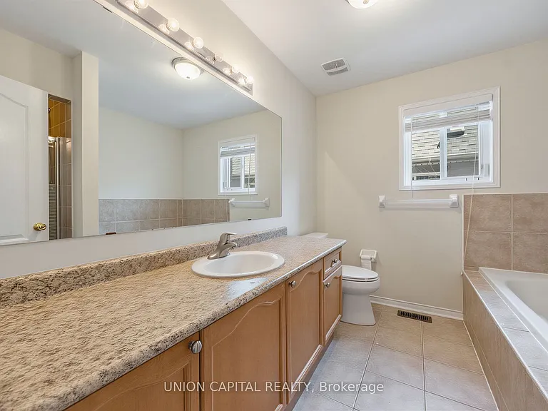 3186 Cabano Cres — Photo 18