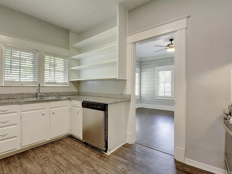 903 Shoal Cliff Ct — Photo 31