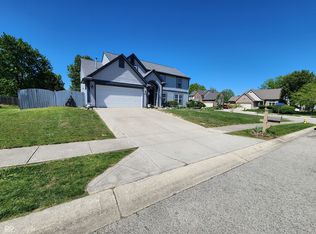 6136 Sandcherry Dr, Indianapolis, IN 46236