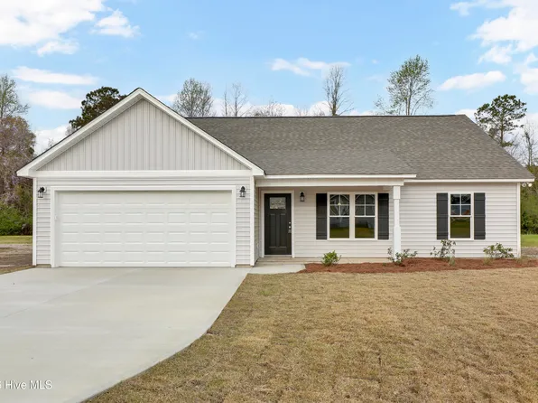 504 Hadnot Avenue, Maysville, NC 28555