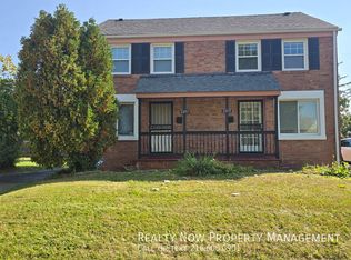 3373 Colwyn Rd, Shaker Heights, OH 44120