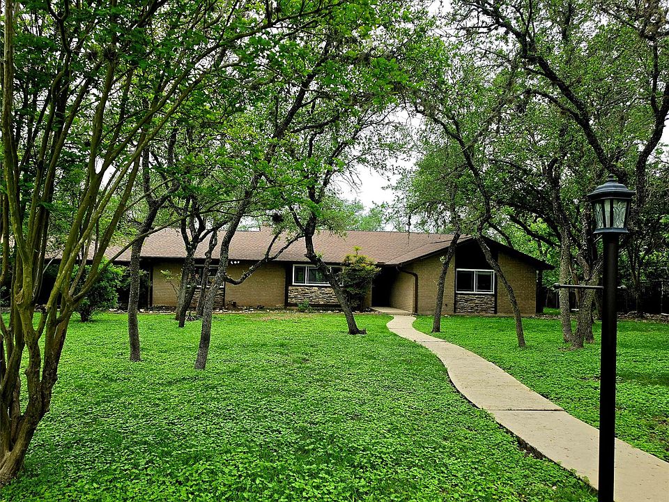 1st image of 817 Willow Creek Cir