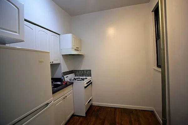 Rented by Rudd Group LTD | media 12