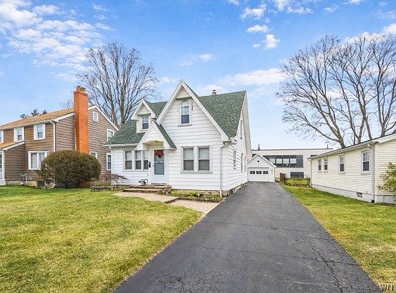 2nd image of 41 Cleverdale Rd