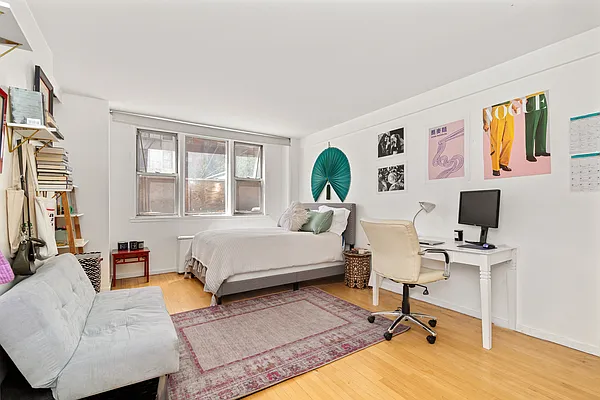 Rented by NextStopNY | media 11