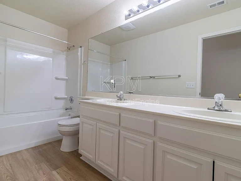 2609 Magnolia Ct — Photo 15