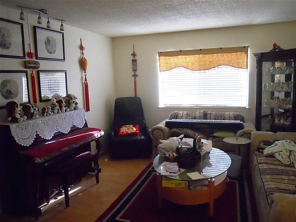 3rd image of 9564 N Meridian Ave