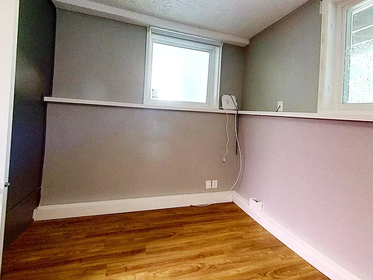 720 W 54th Ave — Photo 16
