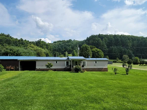 300 Furnace Creek Rd, Mountain City, TN 37683