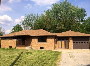 112 N Oak St, Rochester, IL 62563