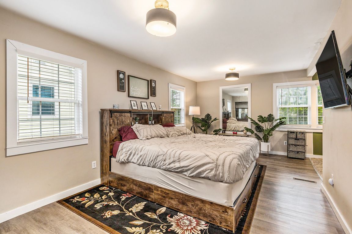 next background image