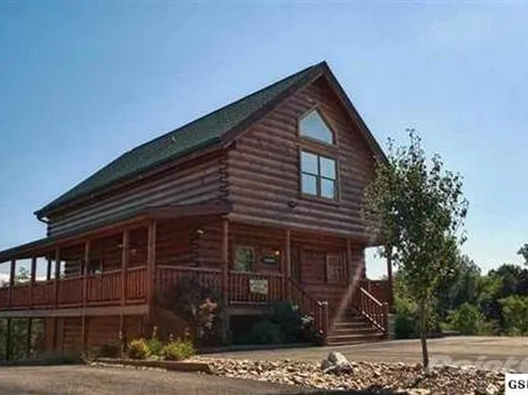 665 Stockton Dr, Sevierville, TN 37876