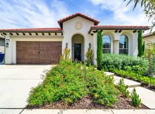 2812 N Burl Ave, Fresno, CA 93727