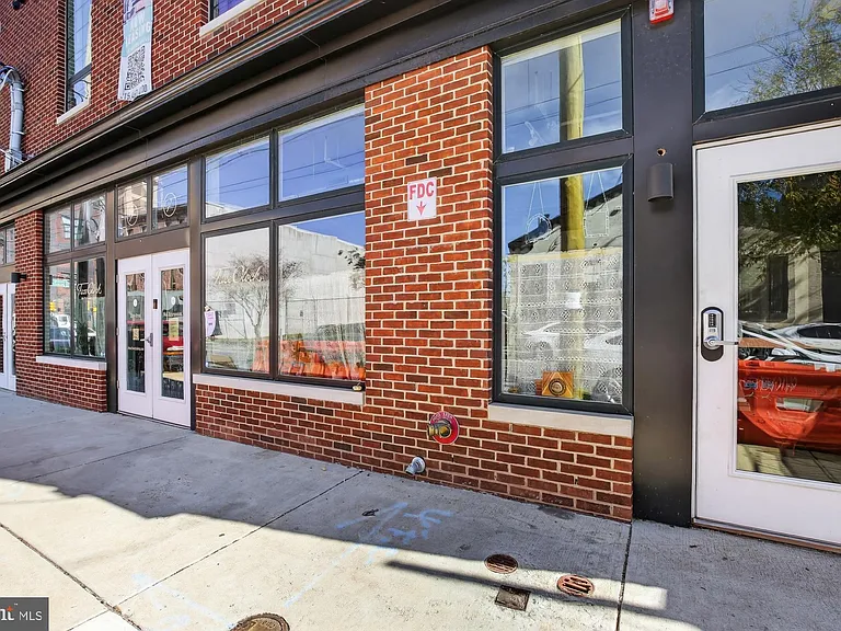 1935 N 2nd St #202 — Photo 26