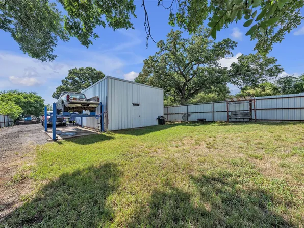1500 Langston St, Fort Worth, TX 76105