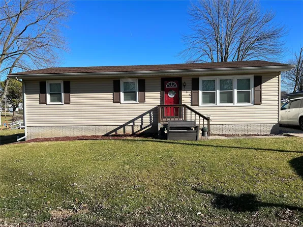 109 McQua Estates St, New London, MO 63459