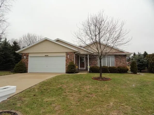 456 Riverbend Ct, Hartford, WI 53027