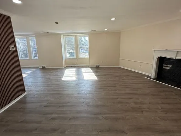 7801 Montgomery Ave APT 1, Elkins Park, PA 19027