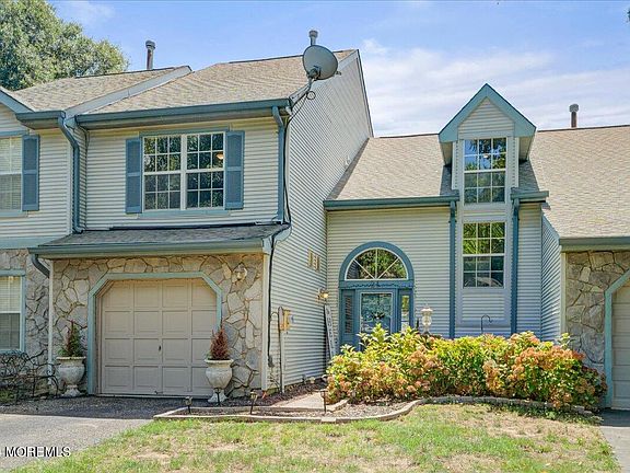 2nd image of 21 Madison Court