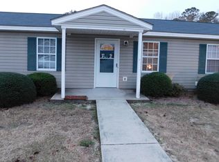 715 Sandhill Dr APT C2, Dudley, NC 28333