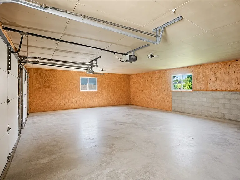 315 South Dr — Photo 29