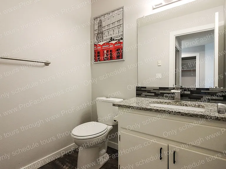 12530 SE Taggart St — Photo 5