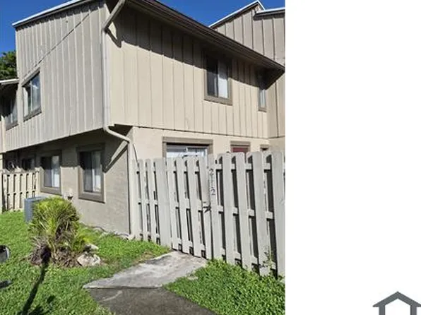 2112 NW 57th Ave, Lauderhill, FL