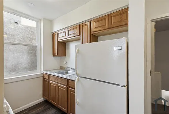 3201 W Diamond St #A — Photo 13