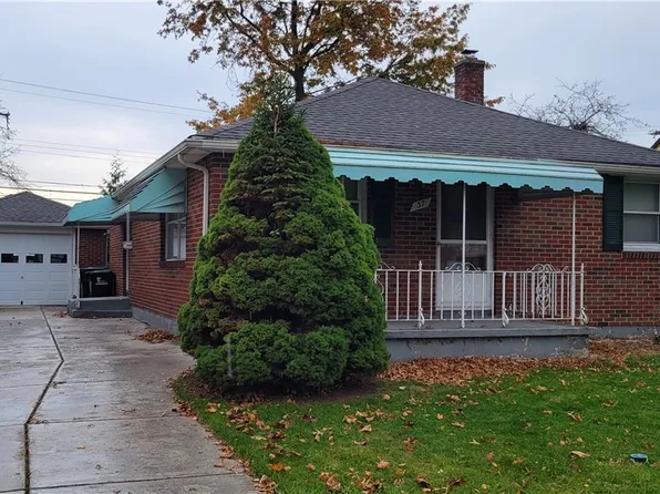 37 Clark St, Buffalo, NY 14217