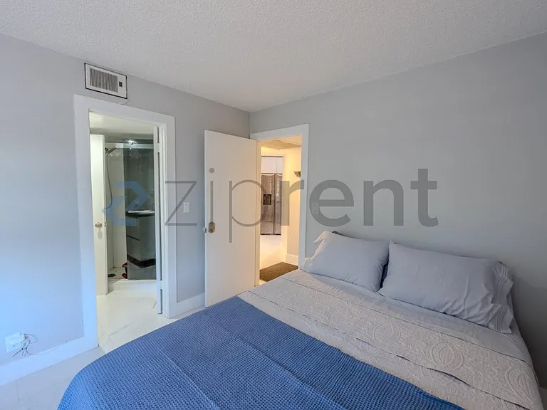 Bedroom #1