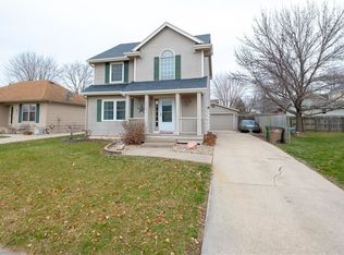 4705 Westwood Dr, West Des Moines, IA 50265