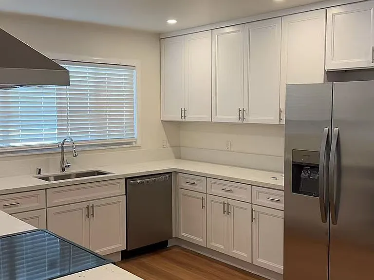 2831 Sinclair Ave — Photo 9
