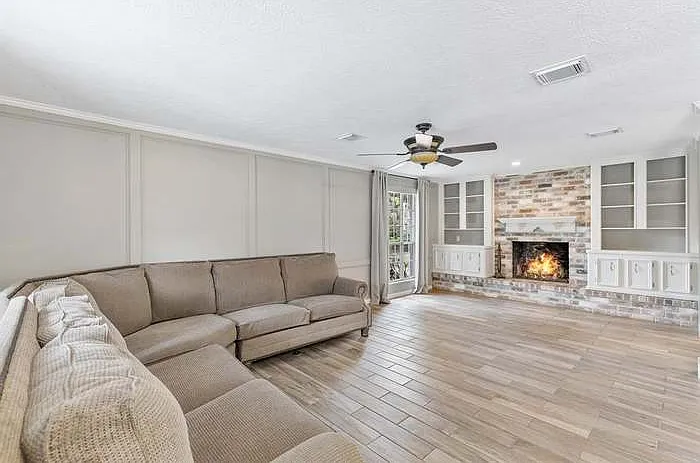 6018 Gnarled Oaks Ct — Photo 19