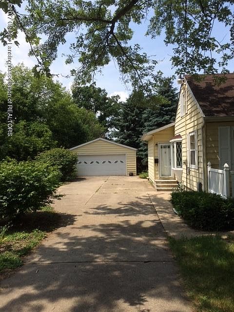 2nd image of 6440 S Washington Ave